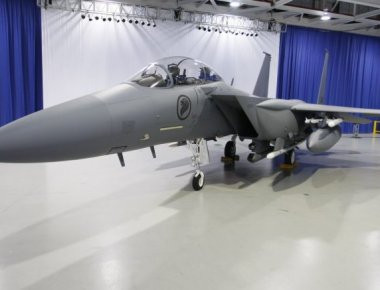 Από τη Νέα Ζηλανδία θα επιχειρούν F-15SG της Σιγκαπούρης